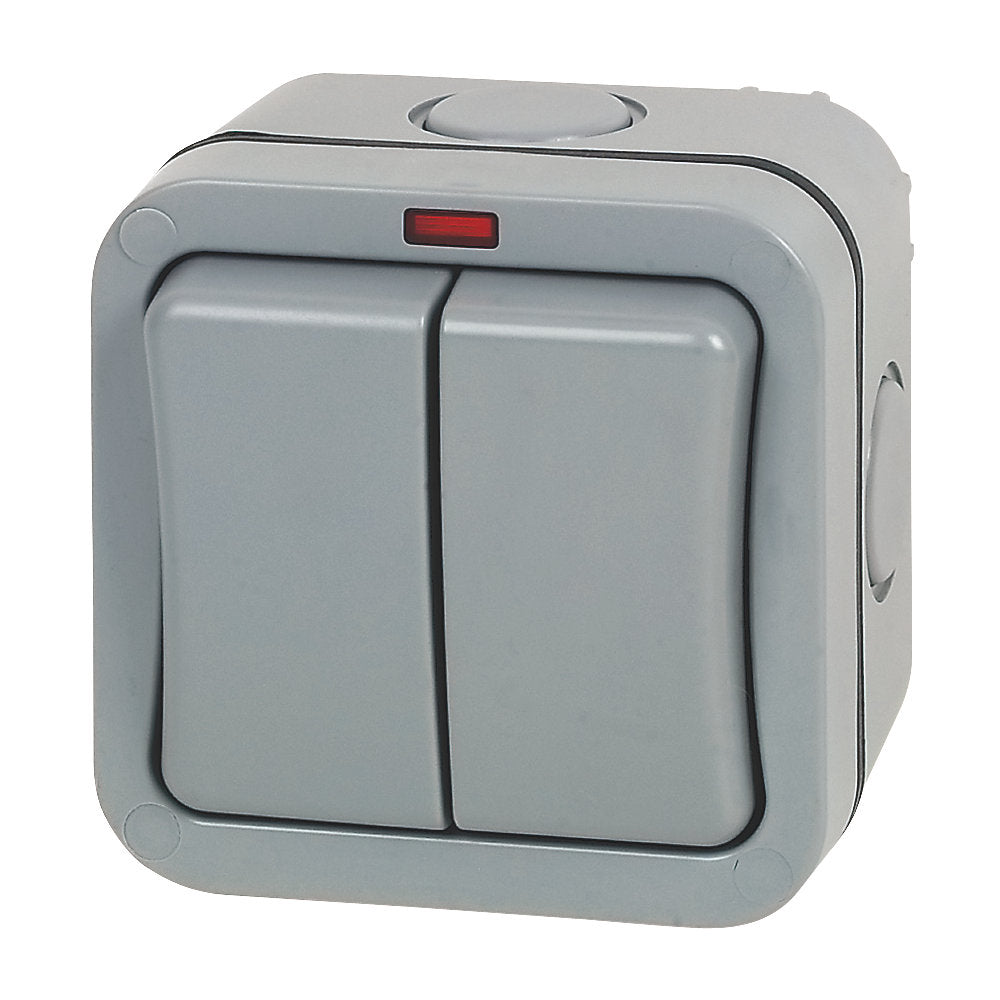 BG Storm Weatherproof 2 Way Gang 2 Way Switch WP42
